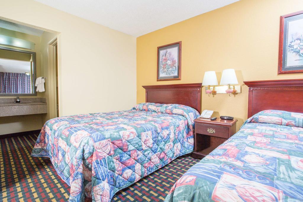 Knights Inn Antioch Nashville Bagian luar foto